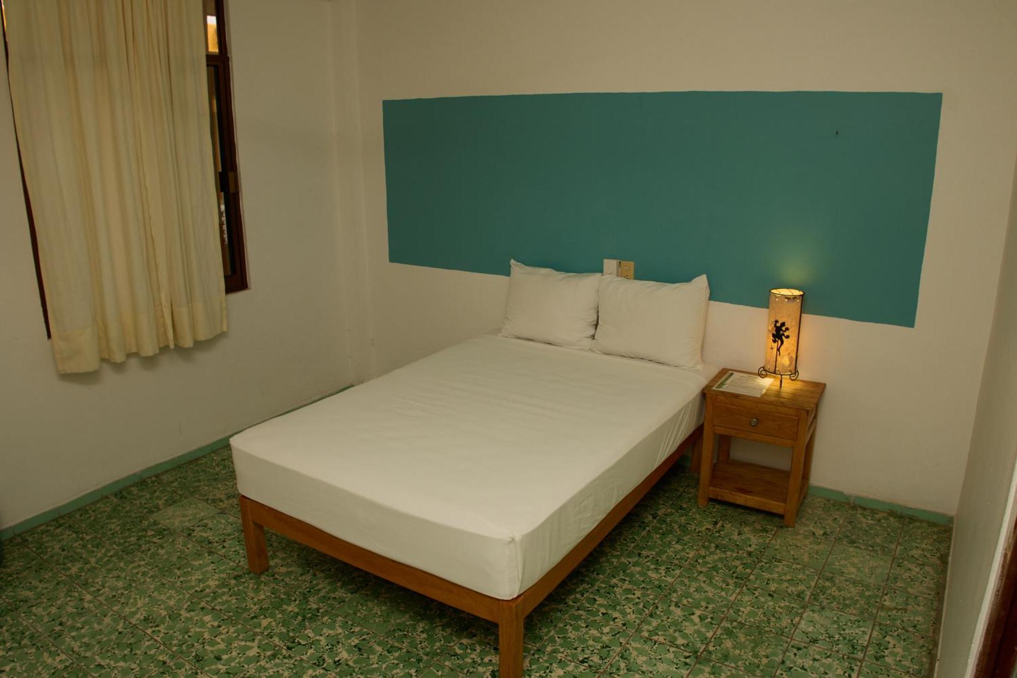 Hotel San Lorenzo Barra de Navidad Εξωτερικό φωτογραφία