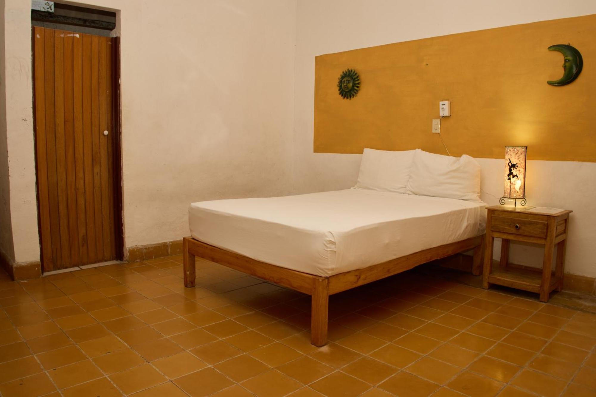 Hotel San Lorenzo Barra de Navidad Εξωτερικό φωτογραφία