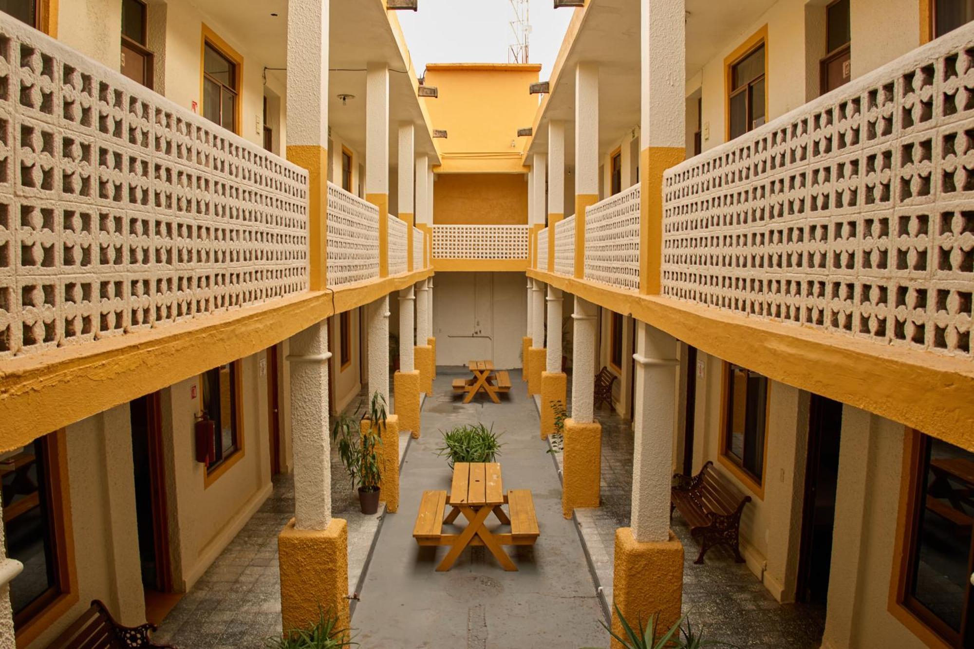 Hotel San Lorenzo Barra de Navidad Εξωτερικό φωτογραφία