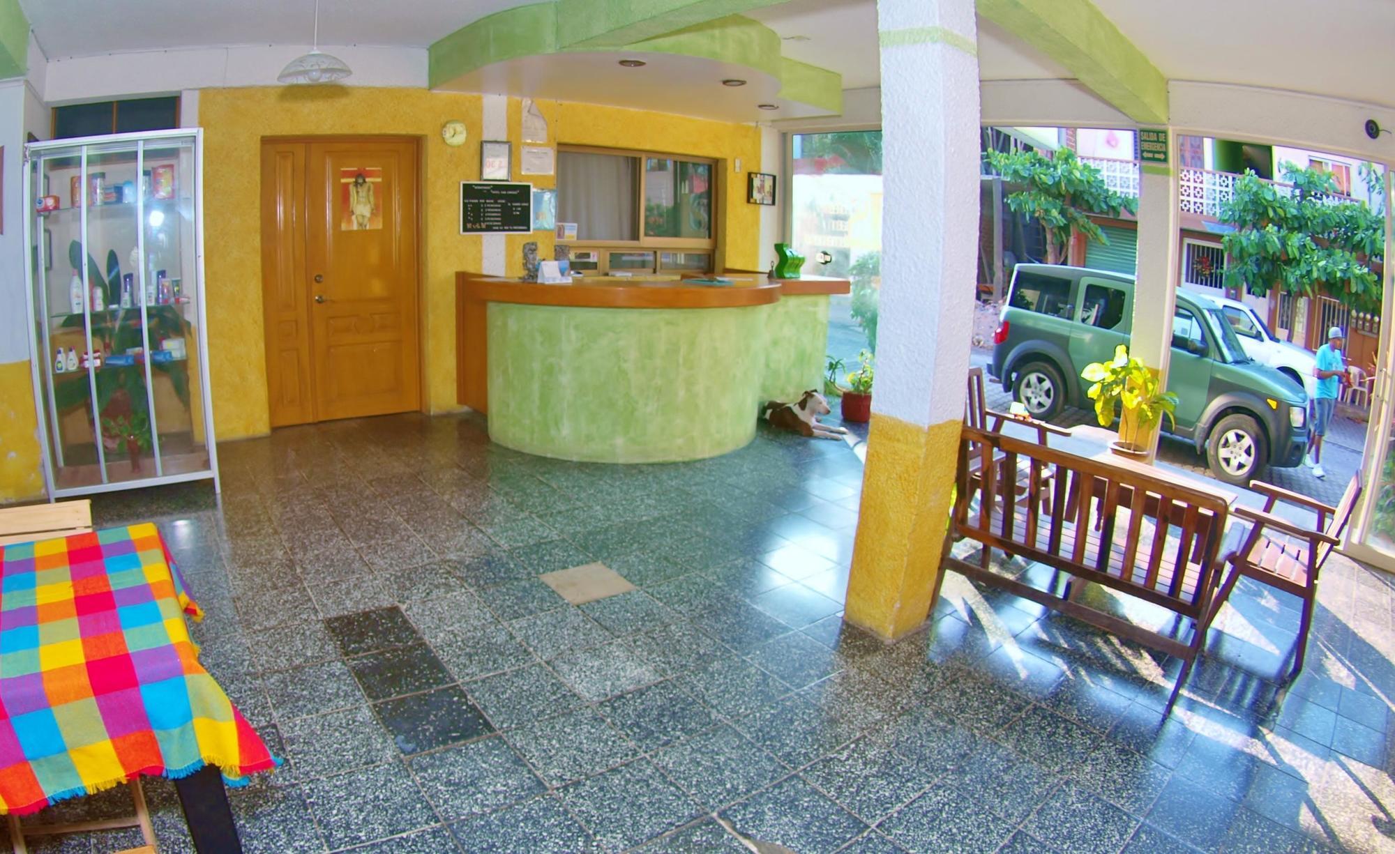Hotel San Lorenzo Barra de Navidad Εξωτερικό φωτογραφία